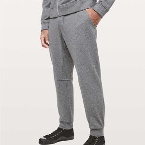 Lululemon men’s jogger pants size M